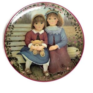 Bradford Exchange Kindred Moments Sisters are Blossoms Decorative Plate